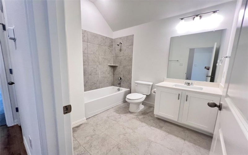 2502 Ridgecrest Lane, Sherman, TX 75092, 5 Bedrooms Bedrooms, ,3 BathroomsBathrooms,Residential Lease,For Rent,2502 Ridgecrest Lane,20961237