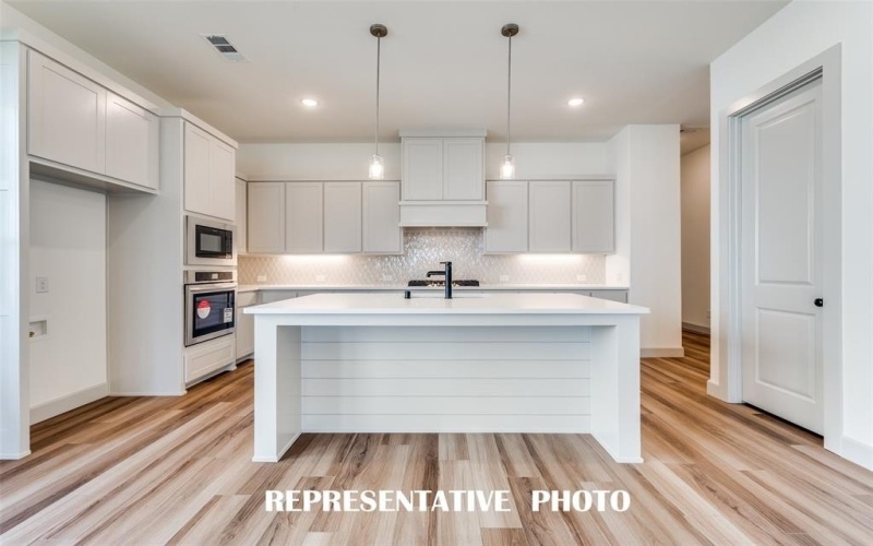 3109 Blake Drive, McKinney, TX 75071, 3 Bedrooms Bedrooms, ,3 BathroomsBathrooms,Residential,For Sale,3109 Blake Drive,20961275