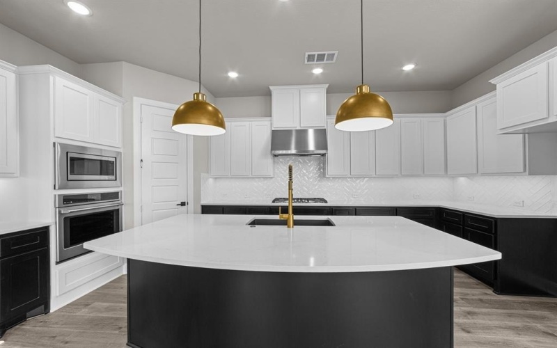 2013 Tolleson Drive, Fort Worth, TX 76008, 4 Bedrooms Bedrooms, ,3 BathroomsBathrooms,Residential,For Sale,2013 Tolleson Drive,20961510