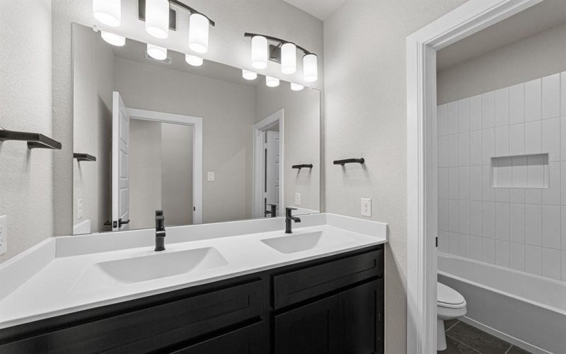 2013 Tolleson Drive, Fort Worth, TX 76008, 4 Bedrooms Bedrooms, ,3 BathroomsBathrooms,Residential,For Sale,2013 Tolleson Drive,20961510