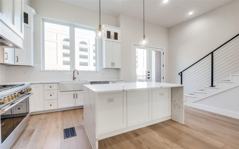 235 E Nash Street #124, Grapevine, TX 76051, 3 Habitaciones Habitaciones , ,3 BañosBaños,Residential,En Venta,235 E Nash Street,20961575