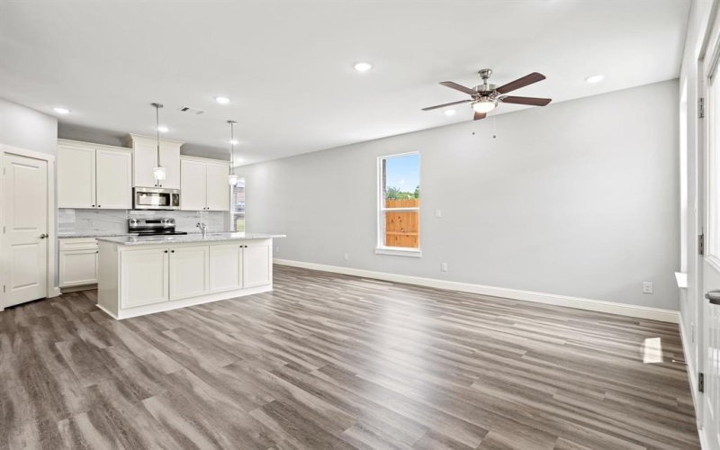 2308 Bloomfield Drive, Arlington, TX 76012, 3 Habitaciones Habitaciones , ,2 BañosBaños,Residential Lease,En Alquiler,2308 Bloomfield Drive,20961601