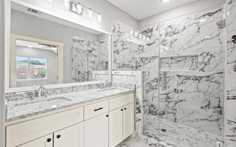 2308 Bloomfield Drive, Arlington, TX 76012, 3 Habitaciones Habitaciones , ,2 BañosBaños,Residential Lease,En Alquiler,2308 Bloomfield Drive,20961601
