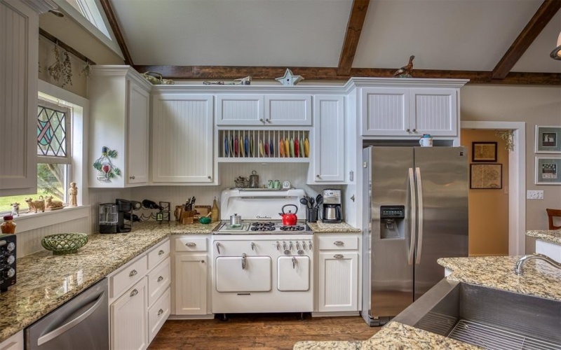 2219 ACR 1217, Grapeland, TX 75844, 3 Bedrooms Bedrooms, ,2 BathroomsBathrooms,Residential,For Sale,2219 ACR 1217,20961719