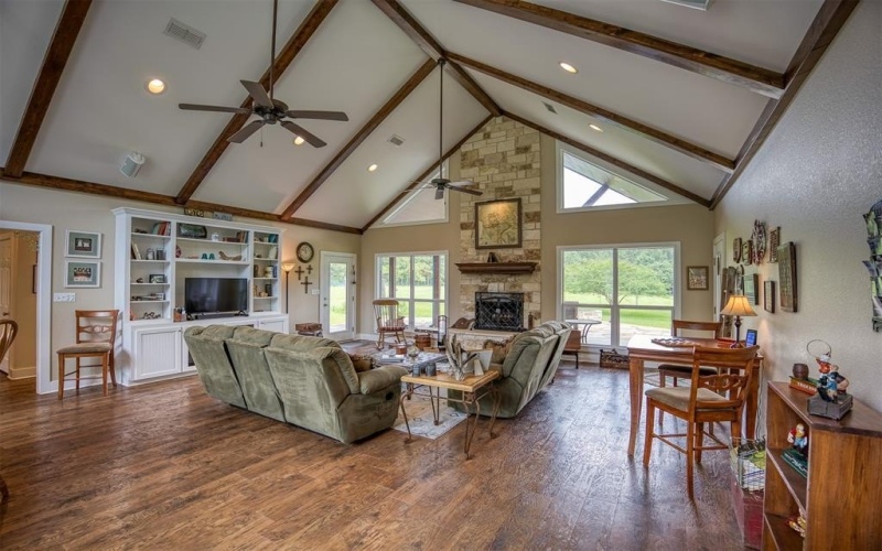 2219 ACR 1217, Grapeland, TX 75844, 3 Bedrooms Bedrooms, ,2 BathroomsBathrooms,Residential,For Sale,2219 ACR 1217,20961719
