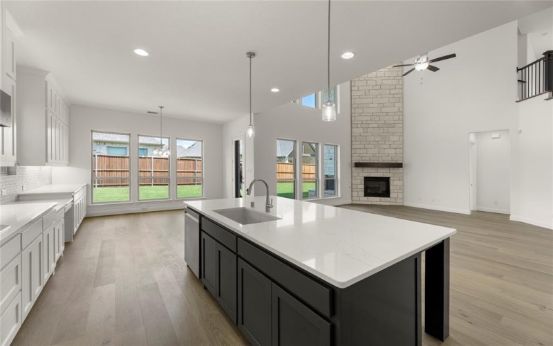 1724 Ruby Way, Rockwall, TX 75087, 4 Habitaciones Habitaciones , ,5 BañosBaños,Residential,En Venta,1724 Ruby Way,20961880