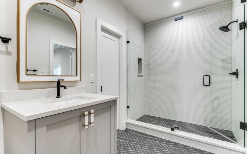 3911 Hawick Lane, Dallas, TX 75220, 6 Bedrooms Bedrooms, ,6 BathroomsBathrooms,Residential,For Sale,3911 Hawick Lane,20961935