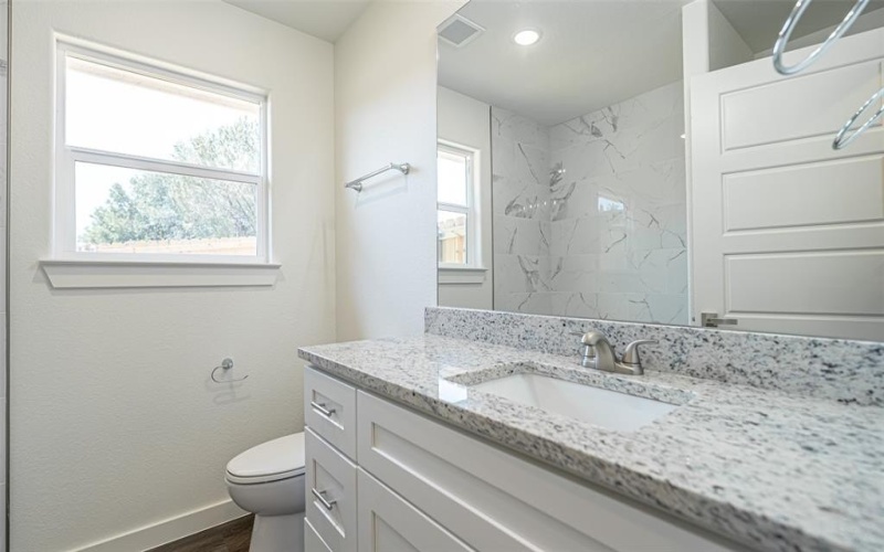 5201 Little Rock Road, Granbury, TX 76048, 3 Bedrooms Bedrooms, ,2 BathroomsBathrooms,Residential,For Sale,5201 Little Rock Road,20962006