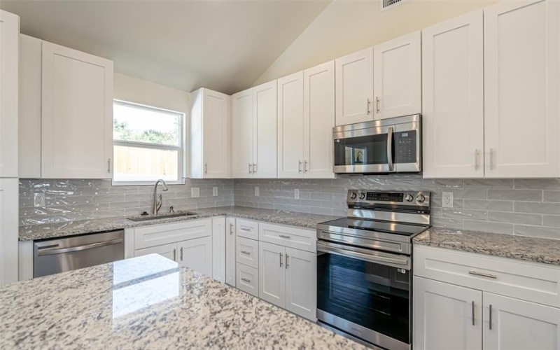 5201 Little Rock Road, Granbury, TX 76048, 3 Bedrooms Bedrooms, ,2 BathroomsBathrooms,Residential,For Sale,5201 Little Rock Road,20962006
