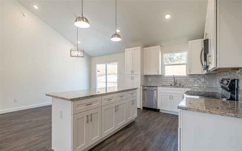 5201 Little Rock Road, Granbury, TX 76048, 3 Bedrooms Bedrooms, ,2 BathroomsBathrooms,Residential,For Sale,5201 Little Rock Road,20962006