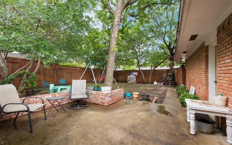 7720 La Manga Drive, Dallas, TX 75248, 4 Habitaciones Habitaciones , ,2 BañosBaños,Residential,En Venta,7720 La Manga Drive,20962154