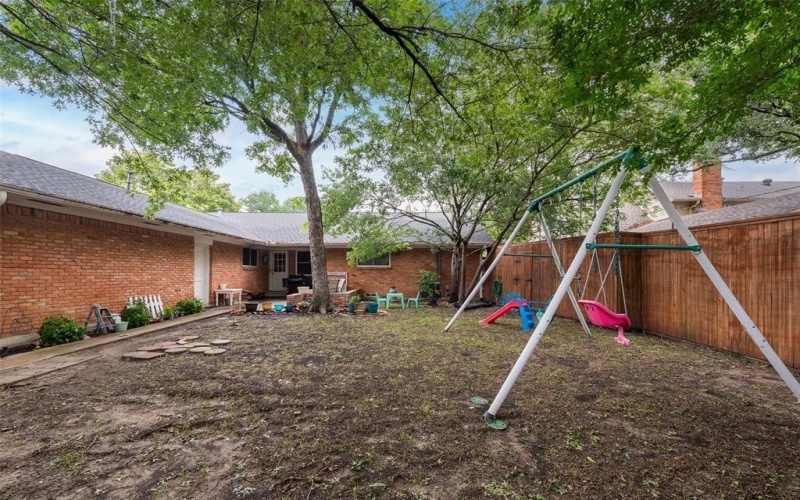 7720 La Manga Drive, Dallas, TX 75248, 4 Habitaciones Habitaciones , ,2 BañosBaños,Residential,En Venta,7720 La Manga Drive,20962154