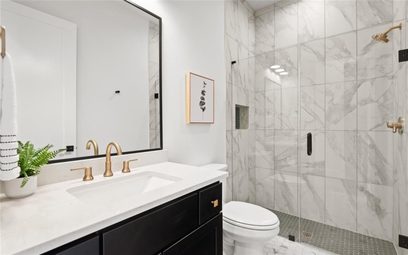 10321 Lakemere Drive, Dallas, TX 75238, 5 Bedrooms Bedrooms, ,5 BathroomsBathrooms,Residential,For Sale,10321 Lakemere Drive,20962245