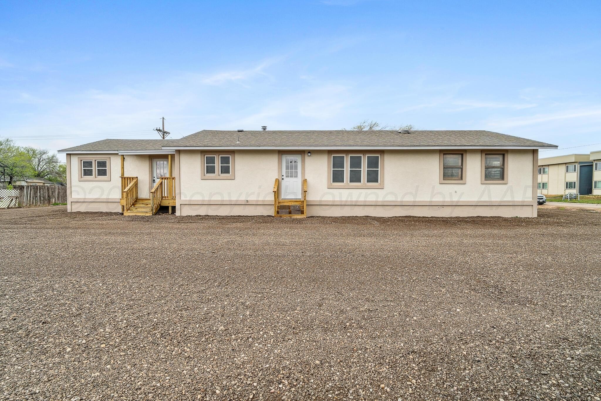 517 Whittier Street, Hereford, TX 79045, 4 Habitaciones Habitaciones , ,2 BañosBaños,Residential,En Venta,517 Whittier Street,25-3272