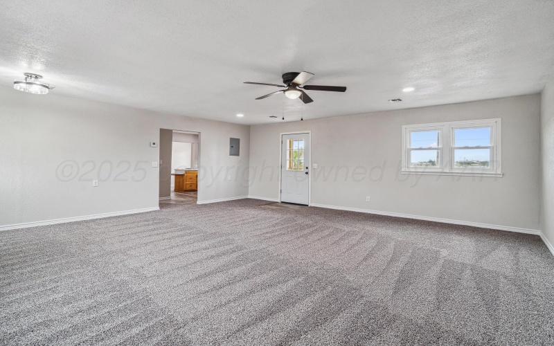 517 Whittier Street, Hereford, TX 79045, 4 Habitaciones Habitaciones , ,2 BañosBaños,Residential,En Venta,517 Whittier Street,25-3272