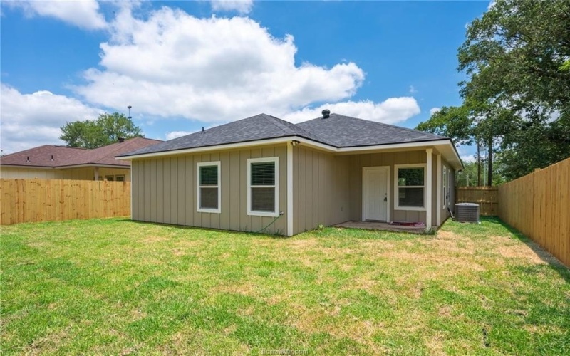 1108 Richard Street #B, Bryan, TX 77803, 3 Bedrooms Bedrooms, ,2 BathroomsBathrooms,Residential,For Sale,1108 Richard Street,25006677