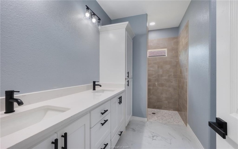 1108 Richard Street #B, Bryan, TX 77803, 3 Bedrooms Bedrooms, ,2 BathroomsBathrooms,Residential,For Sale,1108 Richard Street,25006677