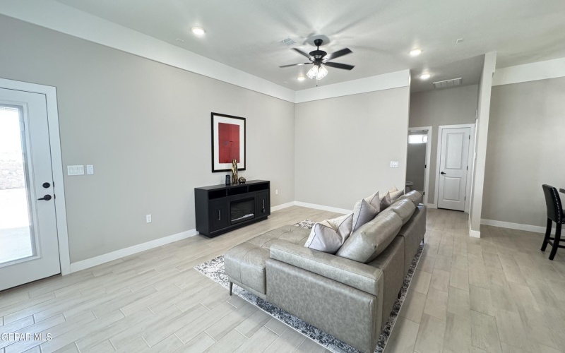 15320 Imagine Drive, El Paso, TX 79938, 3 Bedrooms Bedrooms, ,2 BathroomsBathrooms,Residential,For Sale,15320 Imagine Drive,924117