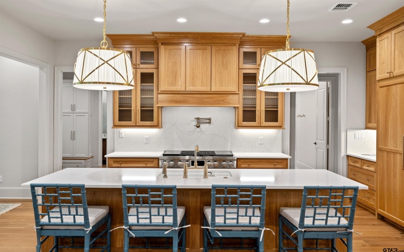 8810 Wilder Trail, Tyler, TX 75703, 5 Bedrooms Bedrooms, ,5 BathroomsBathrooms,Residential,For Sale,8810 Wilder Trail,25008703