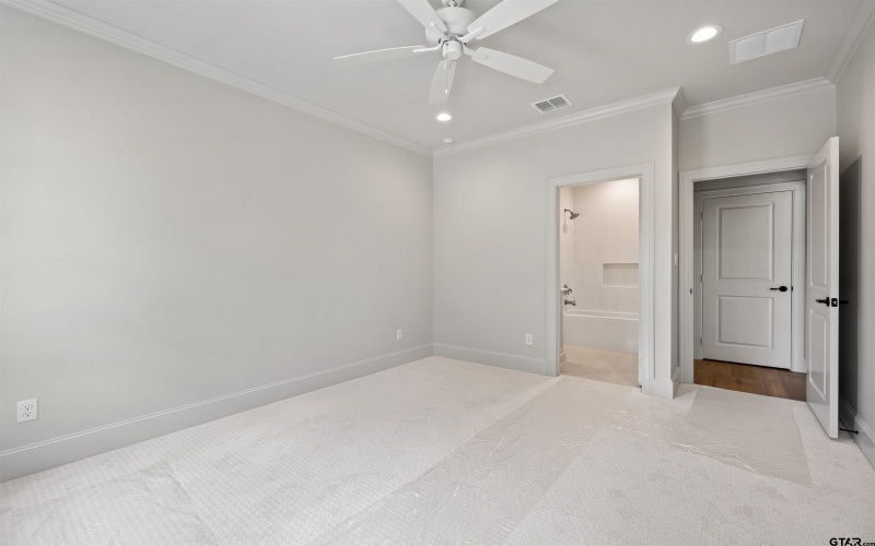 8810 Wilder Trail, Tyler, TX 75703, 5 Bedrooms Bedrooms, ,5 BathroomsBathrooms,Residential,For Sale,8810 Wilder Trail,25008703