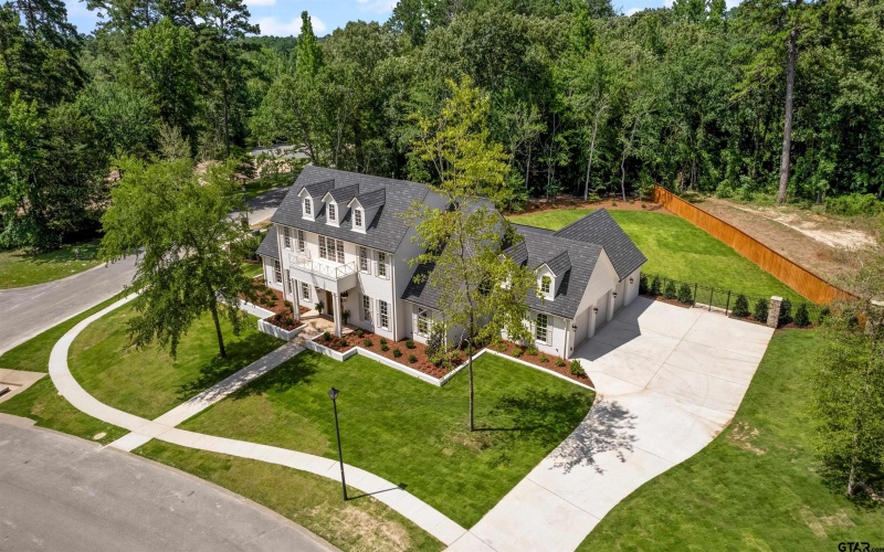 8810 Wilder Trail, Tyler, TX 75703, 5 Bedrooms Bedrooms, ,5 BathroomsBathrooms,Residential,For Sale,8810 Wilder Trail,25008703