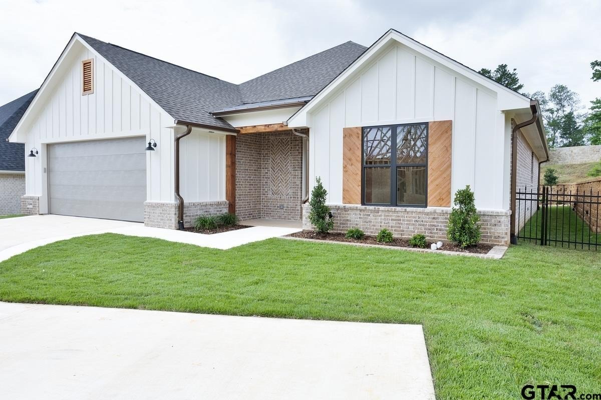9244 Villas Court, Tyler, TX 75703, 3 Habitaciones Habitaciones , ,3 BañosBaños,Residential,En Venta,9244 Villas Court,25008710