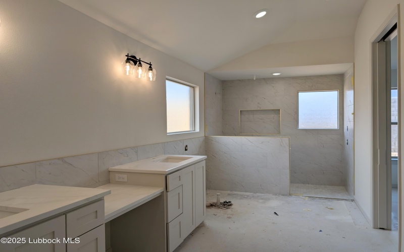 3607 127th Street, Lubbock, TX 79423, 4 Habitaciones Habitaciones , ,3 BañosBaños,Residential,En Venta,3607 127th Street,202555930