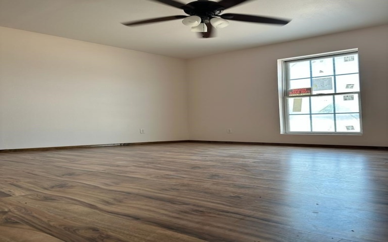 2137 Texas St, Pecos, TX 79772, 2 Habitaciones Habitaciones , ,2 BañosBaños,Residential,En Venta,2137 Texas St,160767