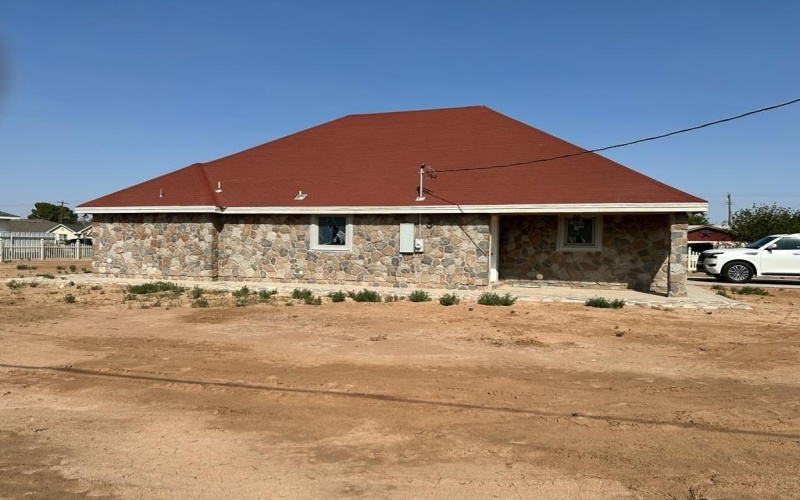 2137 Texas St, Pecos, TX 79772, 2 Habitaciones Habitaciones , ,2 BañosBaños,Residential,En Venta,2137 Texas St,160767