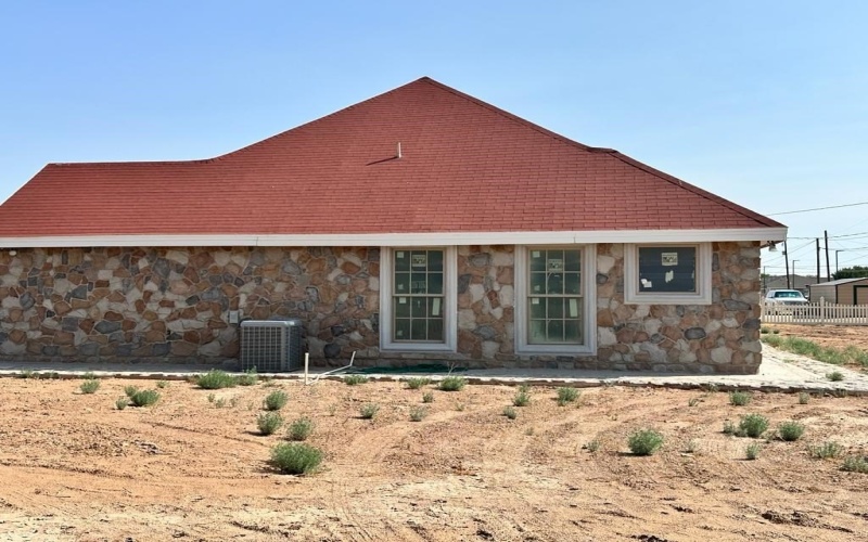 2137 Texas St, Pecos, TX 79772, 2 Habitaciones Habitaciones , ,2 BañosBaños,Residential,En Venta,2137 Texas St,160767