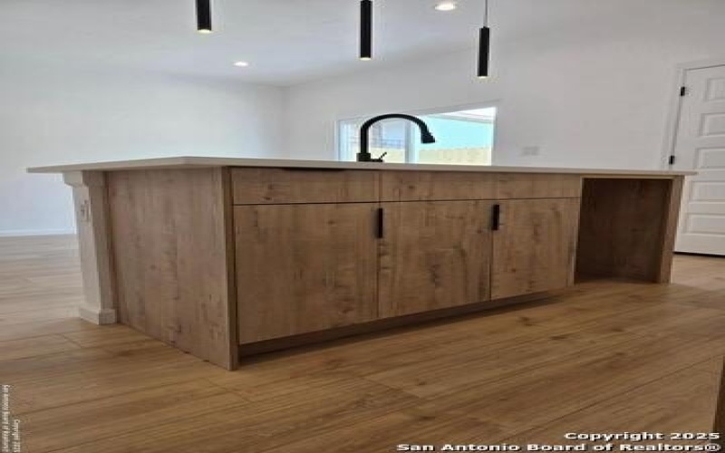 1834 Montana #101, San Antonio, TX 78203, 3 Habitaciones Habitaciones , ,2 BañosBaños,Residential,En Venta,1834 Montana,1873756