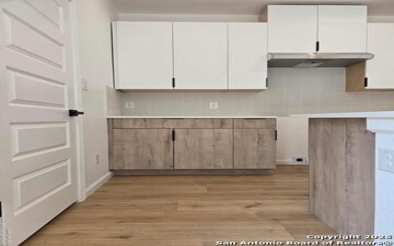 1834 Montana #101, San Antonio, TX 78203, 3 Habitaciones Habitaciones , ,2 BañosBaños,Residential,En Venta,1834 Montana,1873756