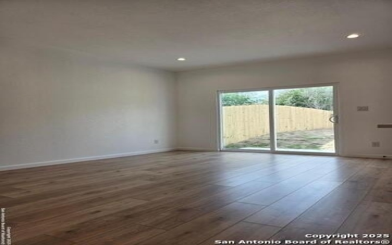 1834 Montana #101, San Antonio, TX 78203, 3 Habitaciones Habitaciones , ,2 BañosBaños,Residential,En Venta,1834 Montana,1873756