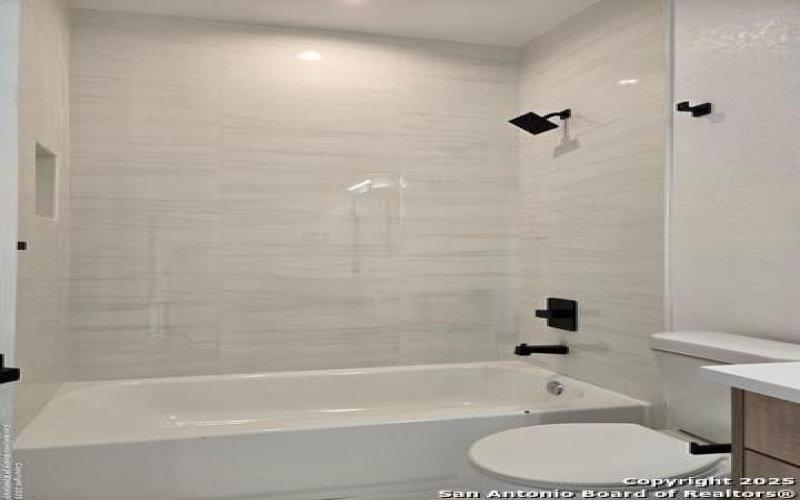 1834 Montana #101, San Antonio, TX 78203, 3 Habitaciones Habitaciones , ,2 BañosBaños,Residential,En Venta,1834 Montana,1873756
