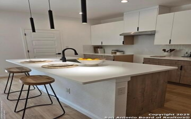 1834 Montana #201, San Antonio, TX 78203, 3 Habitaciones Habitaciones , ,2 BañosBaños,Residential,En Venta,1834 Montana,1873763