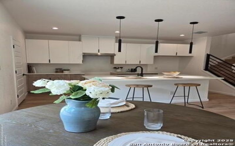1834 Montana #201, San Antonio, TX 78203, 3 Habitaciones Habitaciones , ,2 BañosBaños,Residential,En Venta,1834 Montana,1873763