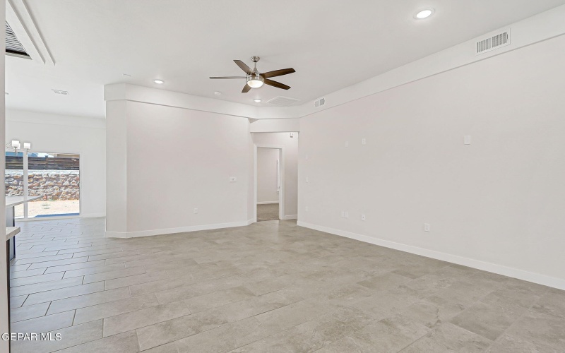 15013 Ambition Avenue, El Paso, TX 79938, 4 Bedrooms Bedrooms, ,2 BathroomsBathrooms,Residential,For Sale,15013 Ambition Avenue,924129