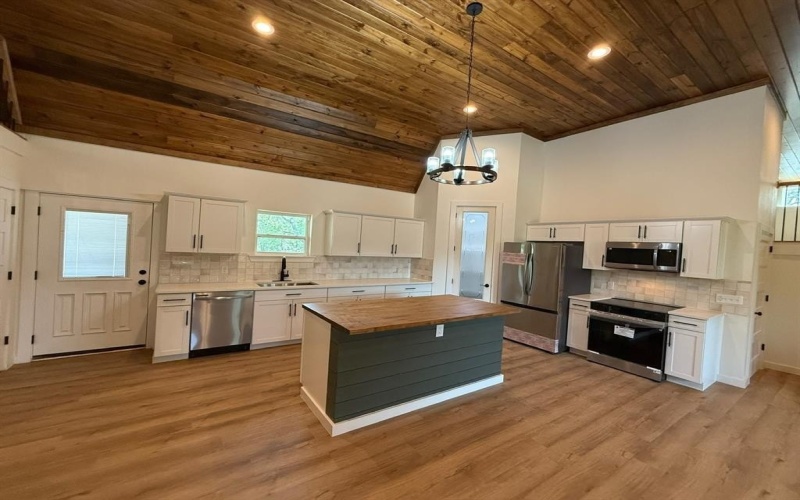 145 Greenbriar Court, Bridgeport, TX 76426, 3 Habitaciones Habitaciones , ,2 BañosBaños,Residential,En Venta,145 Greenbriar Court,20940712
