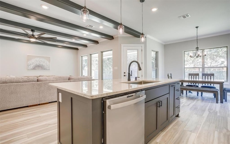 908 Meadowlark Lane, Granbury, TX 76048, 4 Habitaciones Habitaciones , ,2 BañosBaños,Residential Lease,En Alquiler,908 Meadowlark Lane,20951125