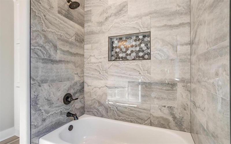 908 Meadowlark Lane, Granbury, TX 76048, 4 Habitaciones Habitaciones , ,2 BañosBaños,Residential Lease,En Alquiler,908 Meadowlark Lane,20951125