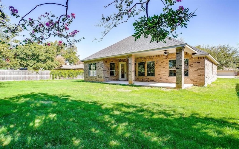 908 Meadowlark Lane, Granbury, TX 76048, 4 Habitaciones Habitaciones , ,2 BañosBaños,Residential Lease,En Alquiler,908 Meadowlark Lane,20951125