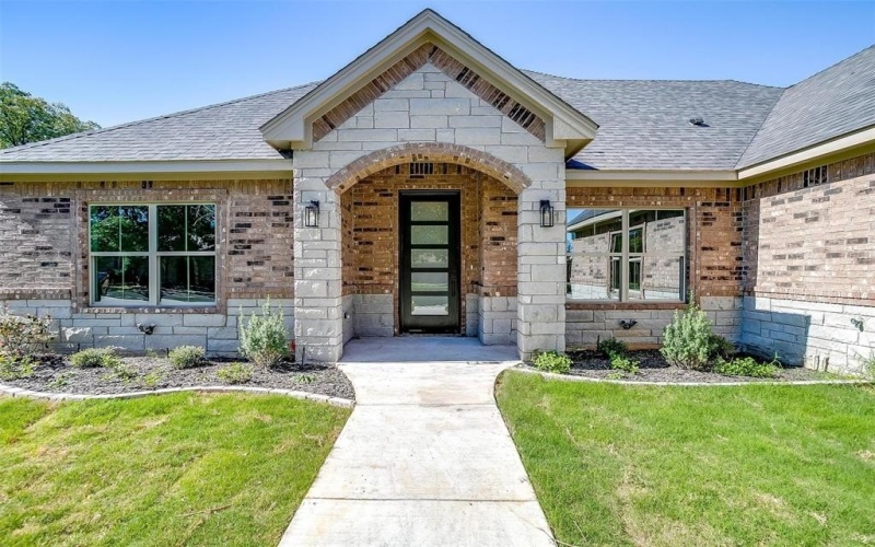 908 Meadowlark Lane, Granbury, TX 76048, 4 Habitaciones Habitaciones , ,2 BañosBaños,Residential Lease,En Alquiler,908 Meadowlark Lane,20951125