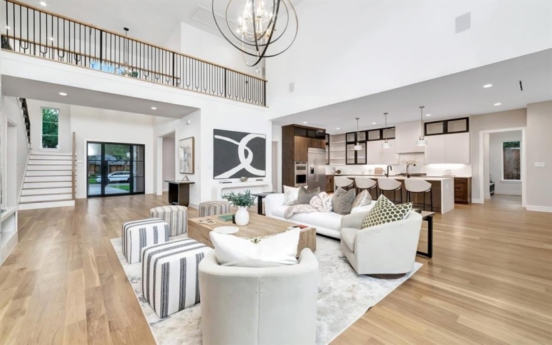3523 Whitehall Drive, Dallas, TX 75229, 5 Bedrooms Bedrooms, ,6 BathroomsBathrooms,Residential,For Sale,3523 Whitehall Drive,20958382
