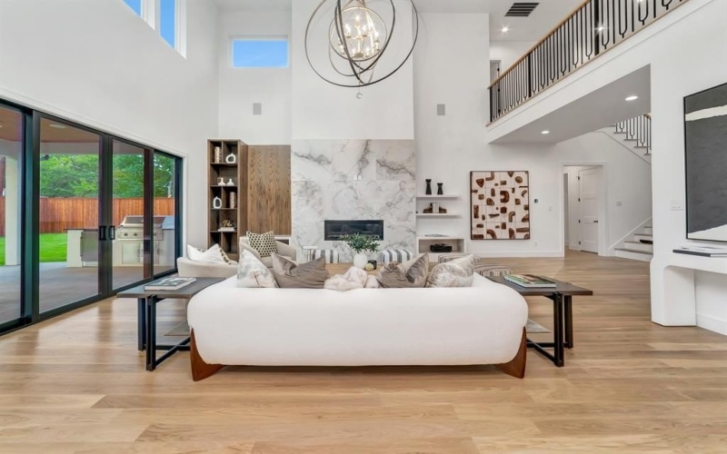 3523 Whitehall Drive, Dallas, TX 75229, 5 Bedrooms Bedrooms, ,6 BathroomsBathrooms,Residential,For Sale,3523 Whitehall Drive,20958382
