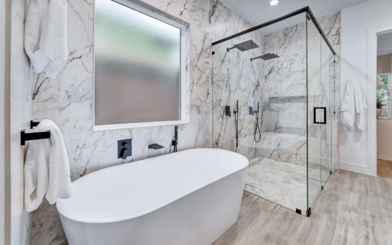 3523 Whitehall Drive, Dallas, TX 75229, 5 Bedrooms Bedrooms, ,6 BathroomsBathrooms,Residential,For Sale,3523 Whitehall Drive,20958382