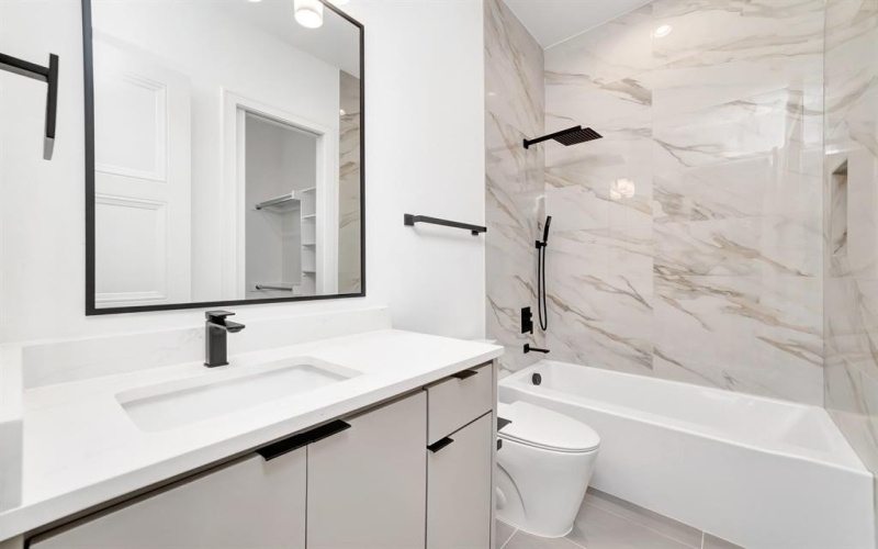 3523 Whitehall Drive, Dallas, TX 75229, 5 Bedrooms Bedrooms, ,6 BathroomsBathrooms,Residential,For Sale,3523 Whitehall Drive,20958382