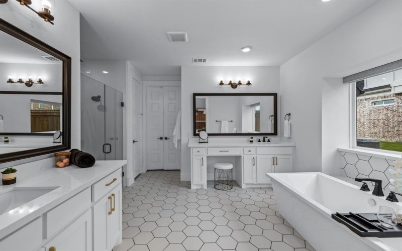 1733 Cousins Trail, Frisco, TX 75034, 4 Habitaciones Habitaciones , ,5 BañosBaños,Residential,En Venta,1733 Cousins Trail,20962556