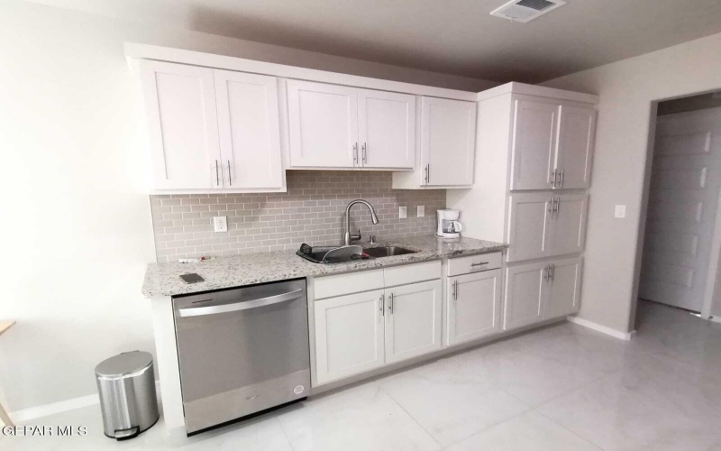 13865 Lorenz Avenue, El Paso, TX 79928, 4 Habitaciones Habitaciones , ,2 BañosBaños,Residential,En Venta,13865 Lorenz Avenue,924141