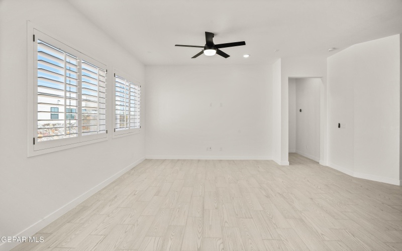 13992 Summer Haill Avenue, El Paso, TX 79928, 4 Bedrooms Bedrooms, ,2 BathroomsBathrooms,Residential,For Sale,13992 Summer Haill Avenue,924143