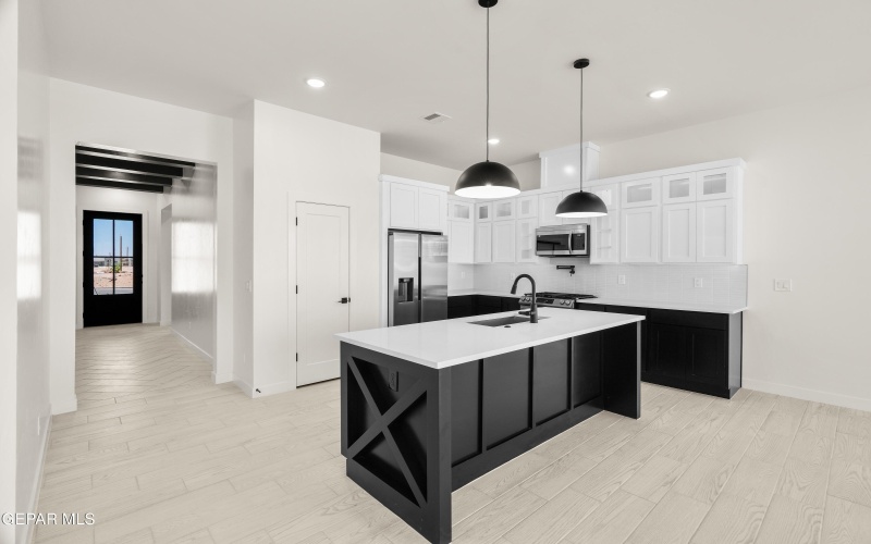 13992 Summer Haill Avenue, El Paso, TX 79928, 4 Bedrooms Bedrooms, ,2 BathroomsBathrooms,Residential,For Sale,13992 Summer Haill Avenue,924143